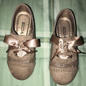 ❌SOLD❌Toddler girl shoes(9M)